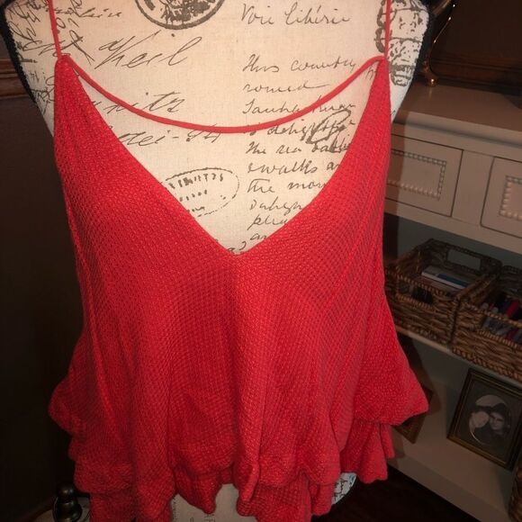 Adorable Free People Top - Picture 1 of 4